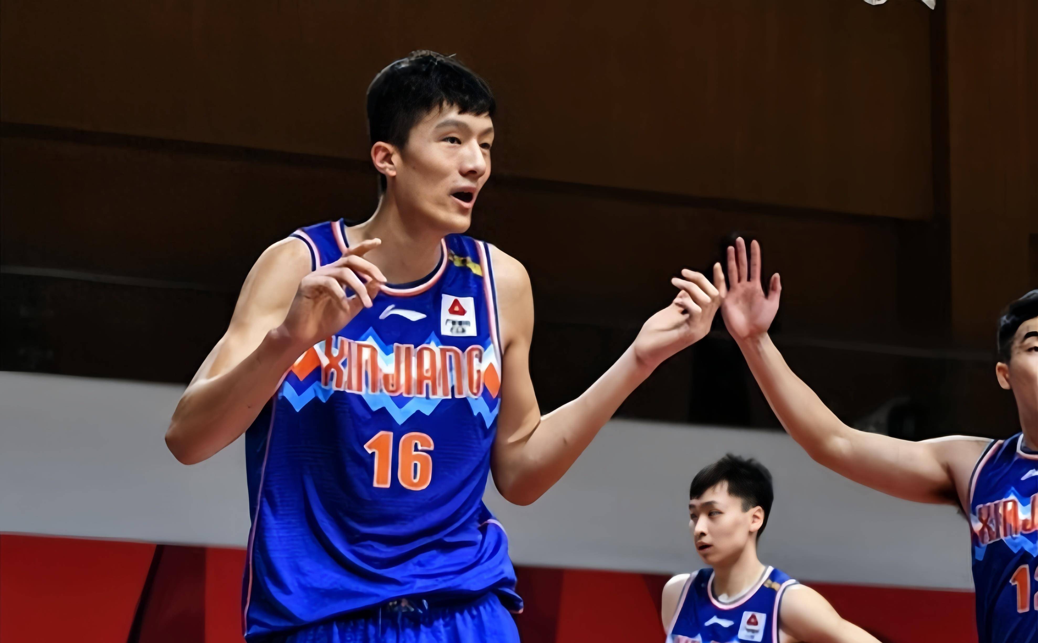 包含亚洲篮球赛事持续升温，球员实力逐渐提升的词条